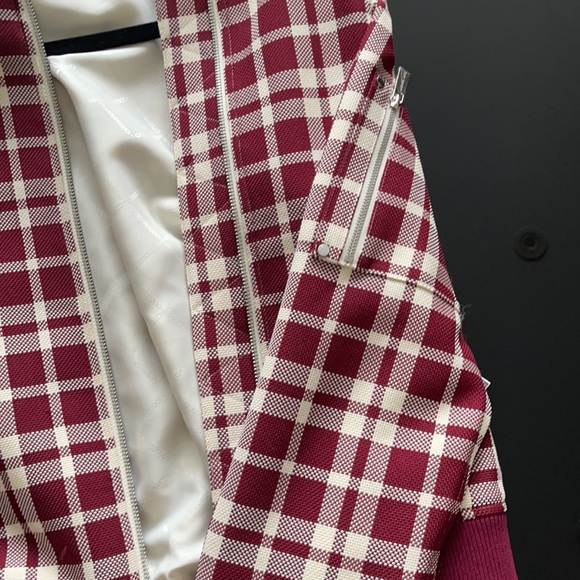 Michael Kors - Picture 2 of 7